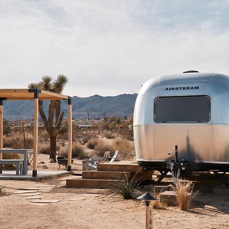 Autocamp Joshua Tree Hotel Bagian luar foto