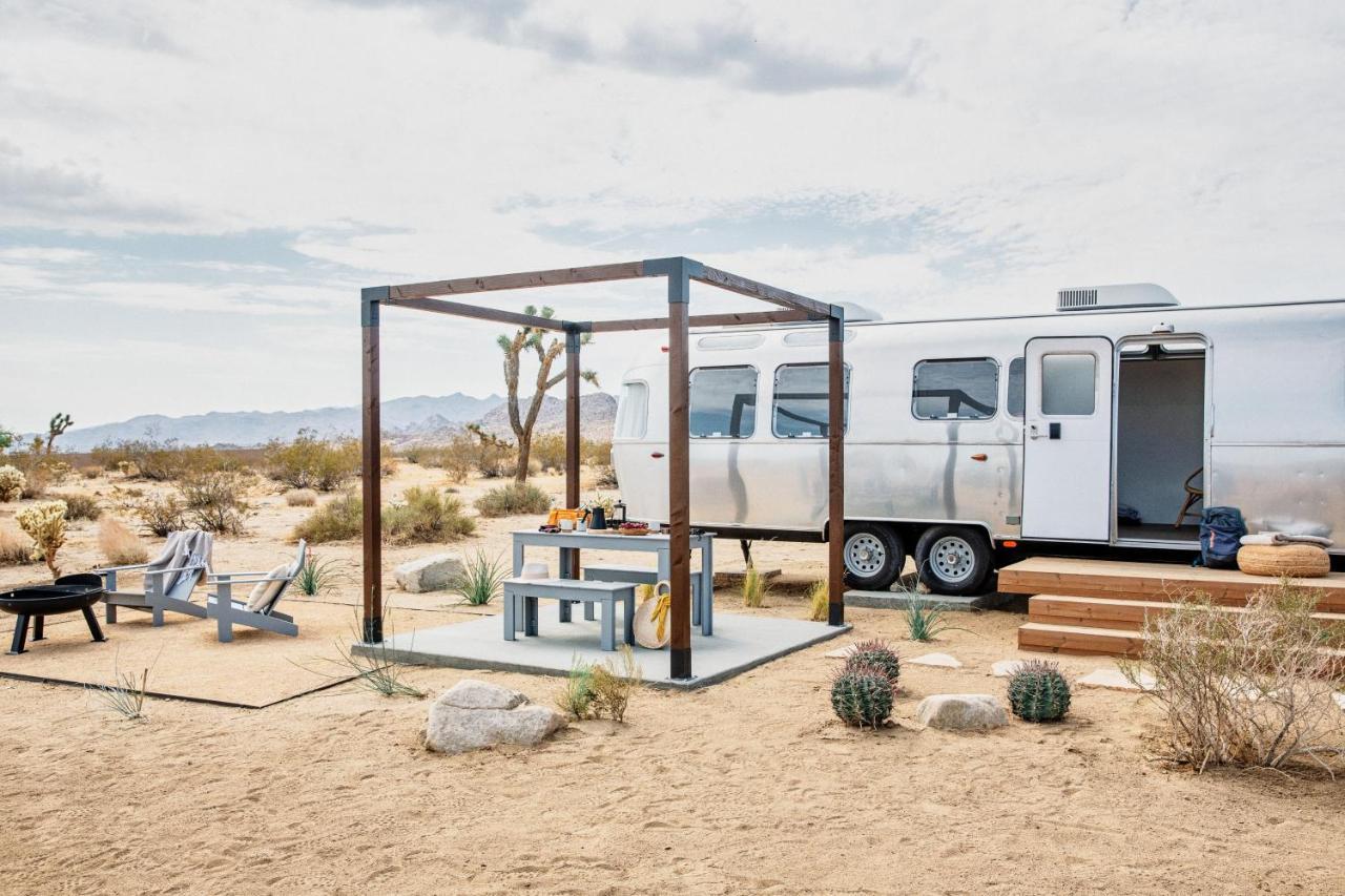 Autocamp Joshua Tree Hotel Bagian luar foto