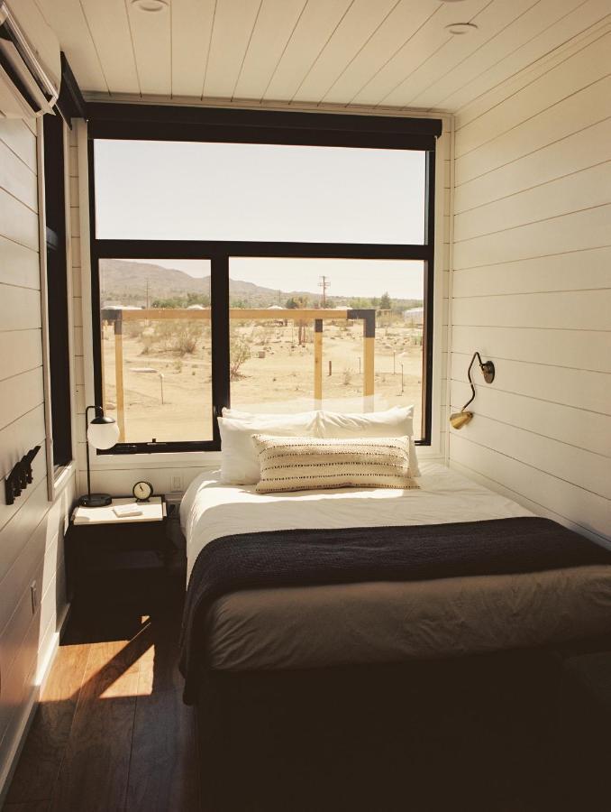 Autocamp Joshua Tree Hotel Bagian luar foto